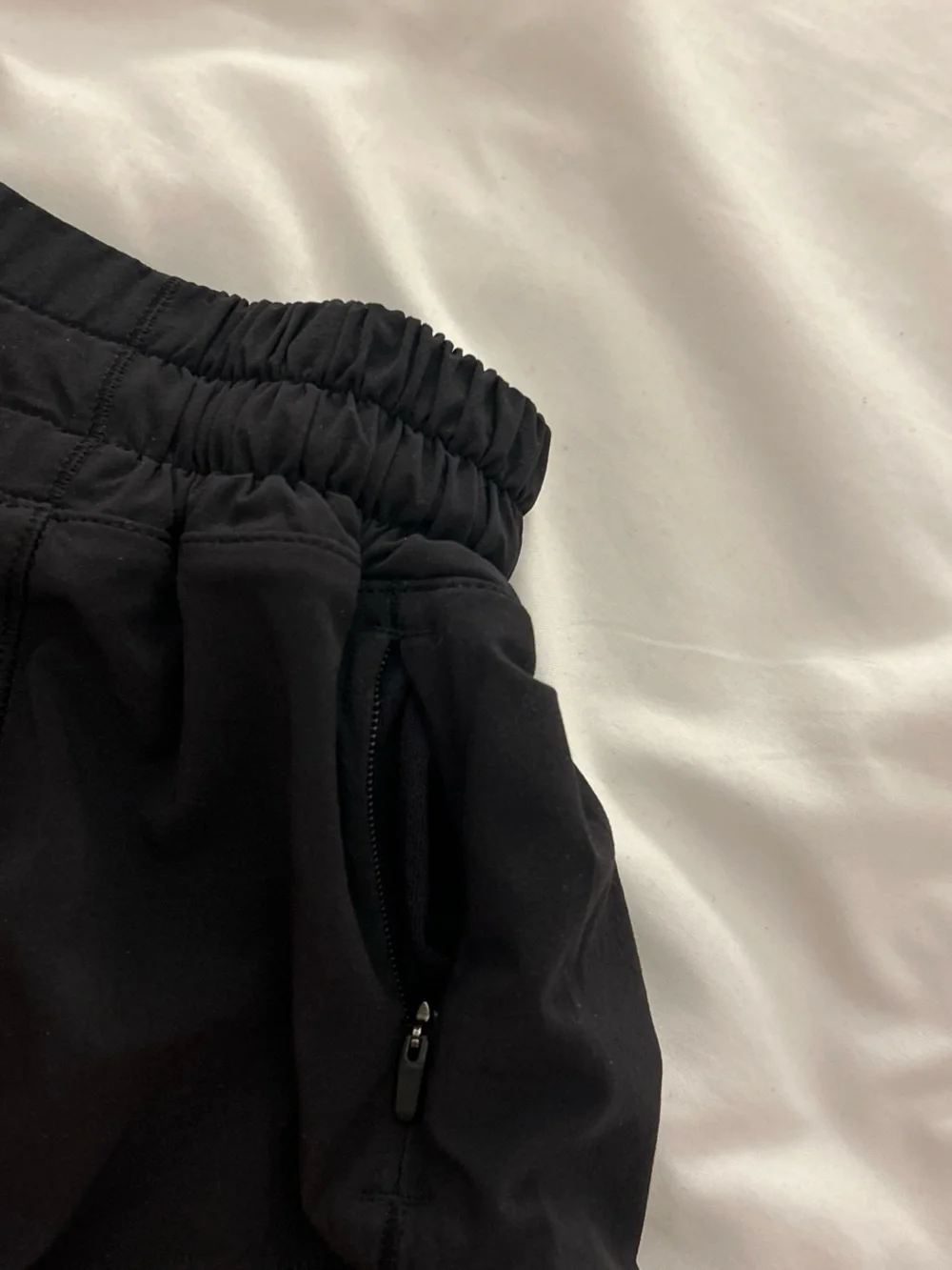 Lululemon Hotty Hot Shorts II 2.5” Black